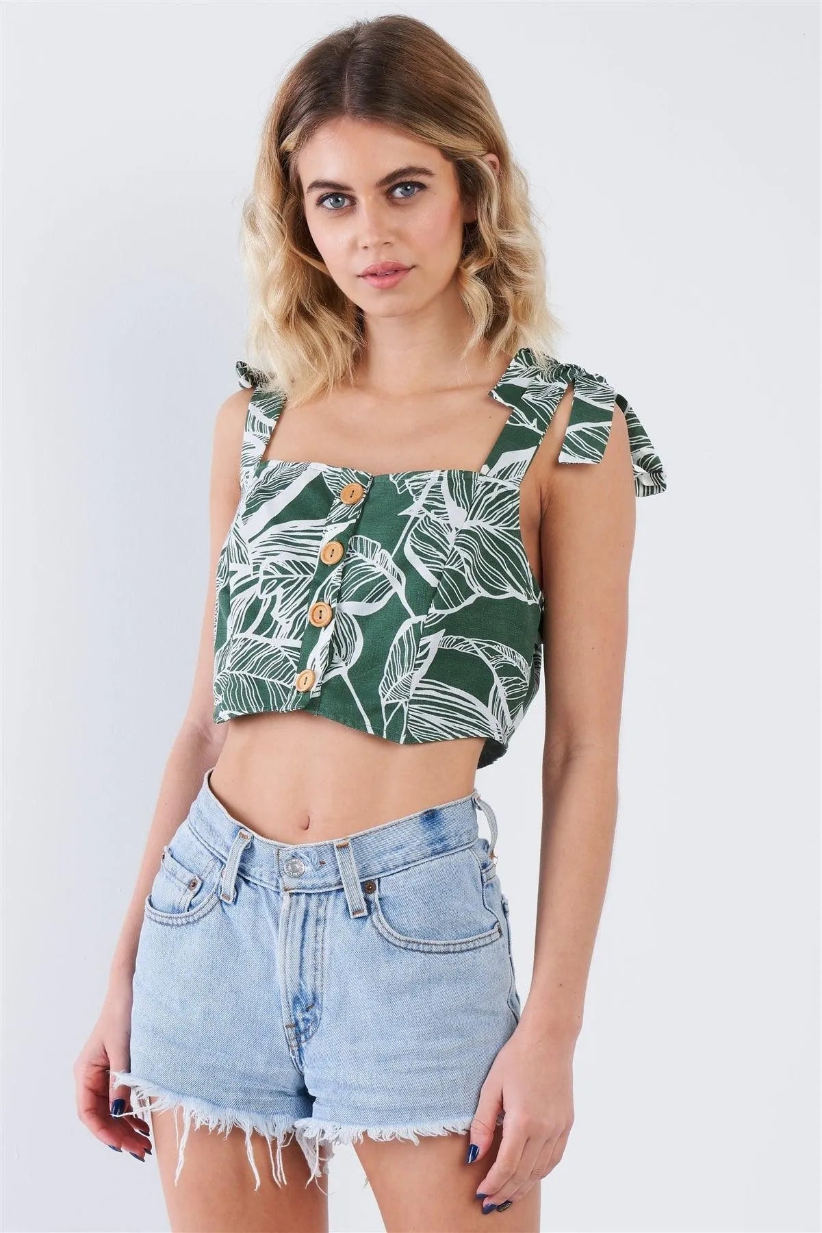 lookbook image shop_this_look_EcLGgQ